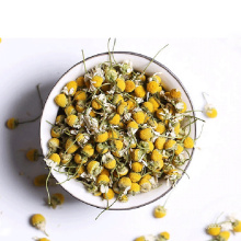 Natural organic dried chamomile flower tea good for slimming and health herb loose leaf tea